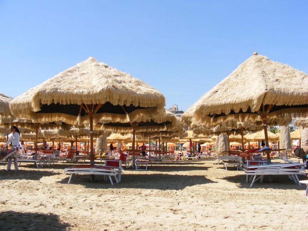 Appartamento In Pieno Centro Pescara Ngoại thất bức ảnh